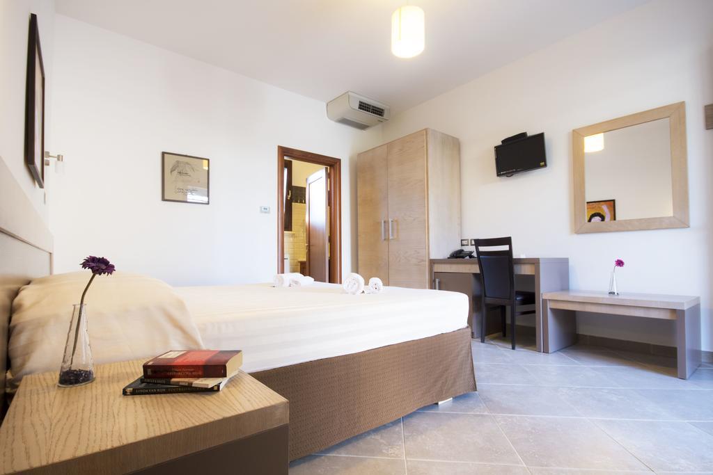 Volito Rural Experience Hotel Patù Kültér fotó
